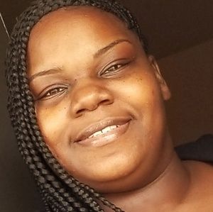 Meet your Posher, Sharekia